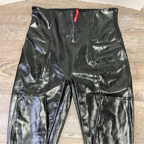 SPANX Glossy Black Leggings - Picture 2 of 2